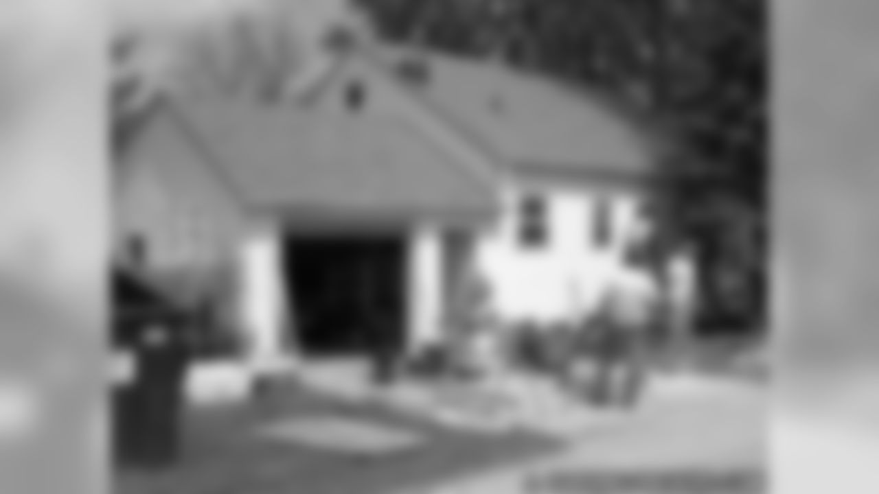 Packers Aid Local Homeowner Through 'Rebuilding Together'
