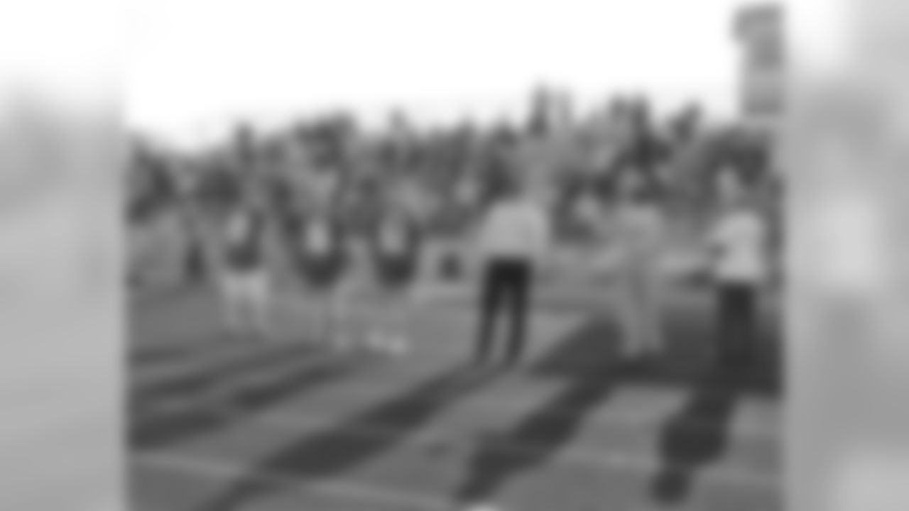 Packers Tailgate Tour - Beaver Dam Tailgate Party