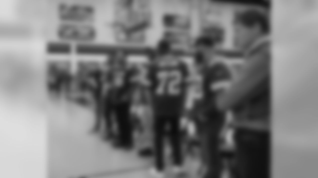 190410-tailgate-tour-marshfield-high-27