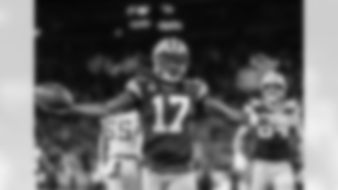 WR Davante Adams