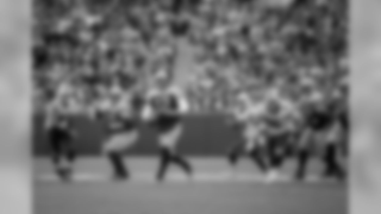 181001-packers-bills-game-wilson-110