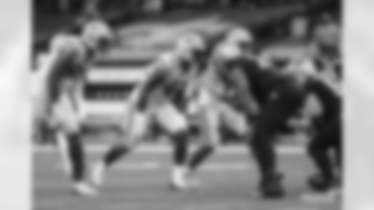 LB Oren Burks