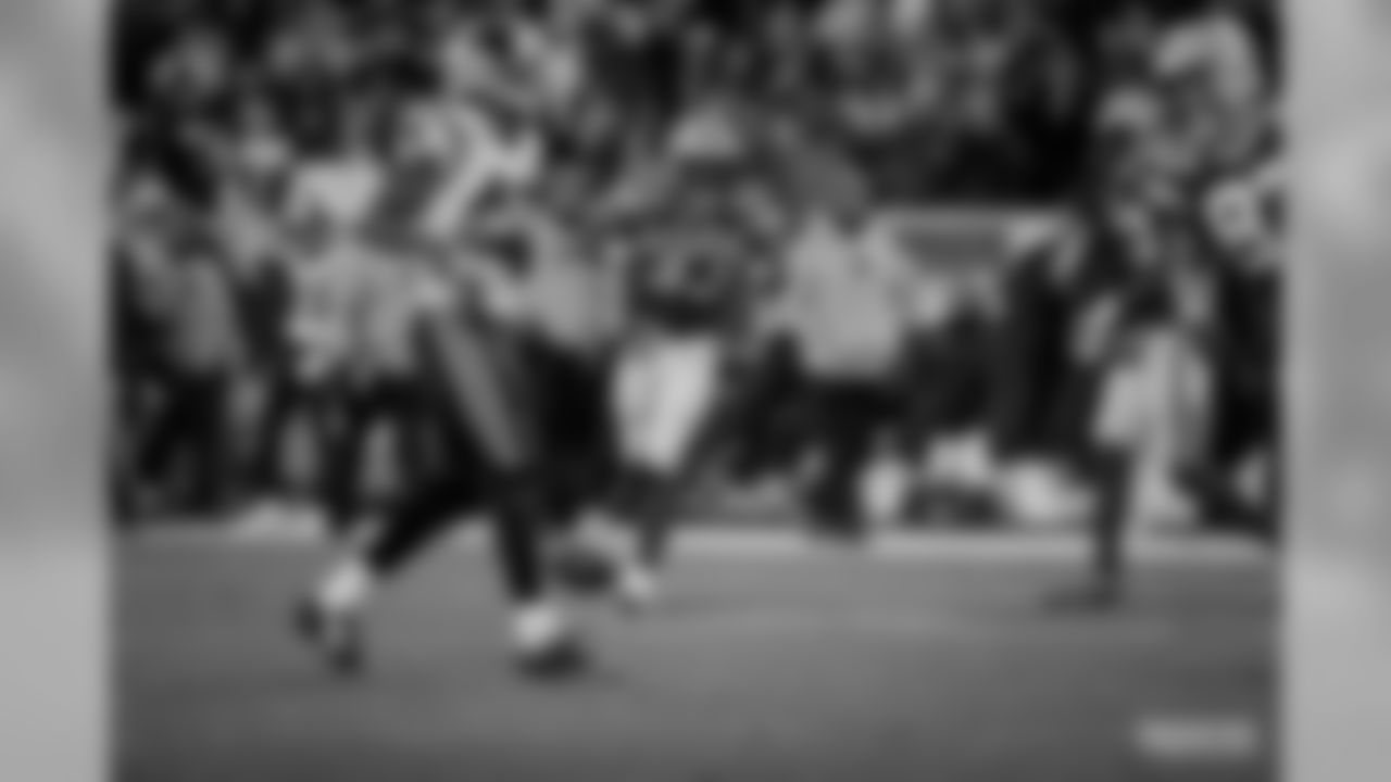 191110-packers-panthers-3-siegle-WM-13