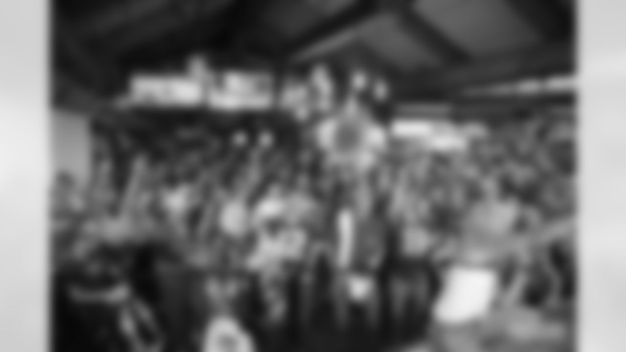 211928-pep-rally-AZ-256013