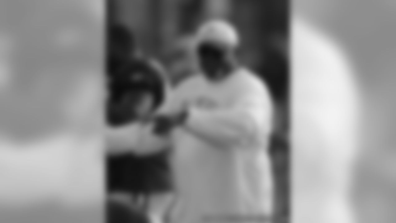 DT Coach Carl Hairston