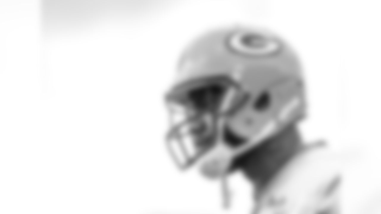 TE Marcedes Lewis