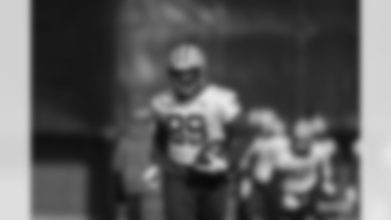 TE Marcedes Lewis