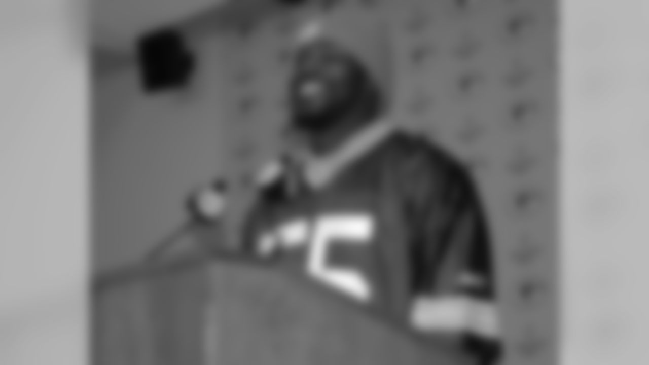 Desmond Bishop