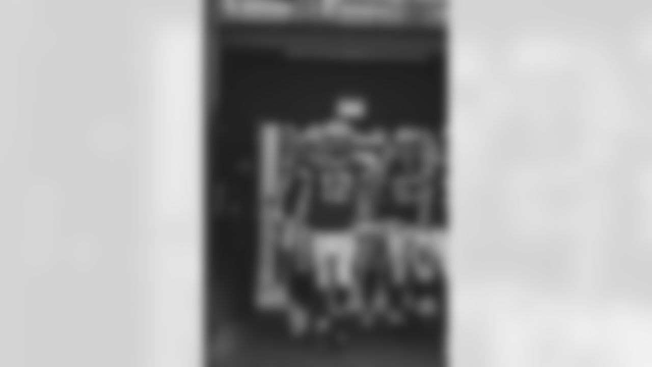 NFL-07688