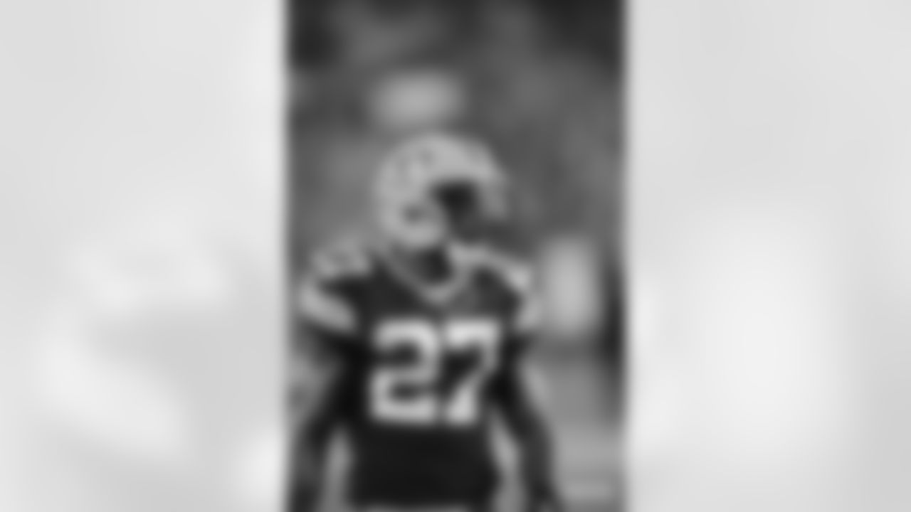 S Anthony Smith (2010)