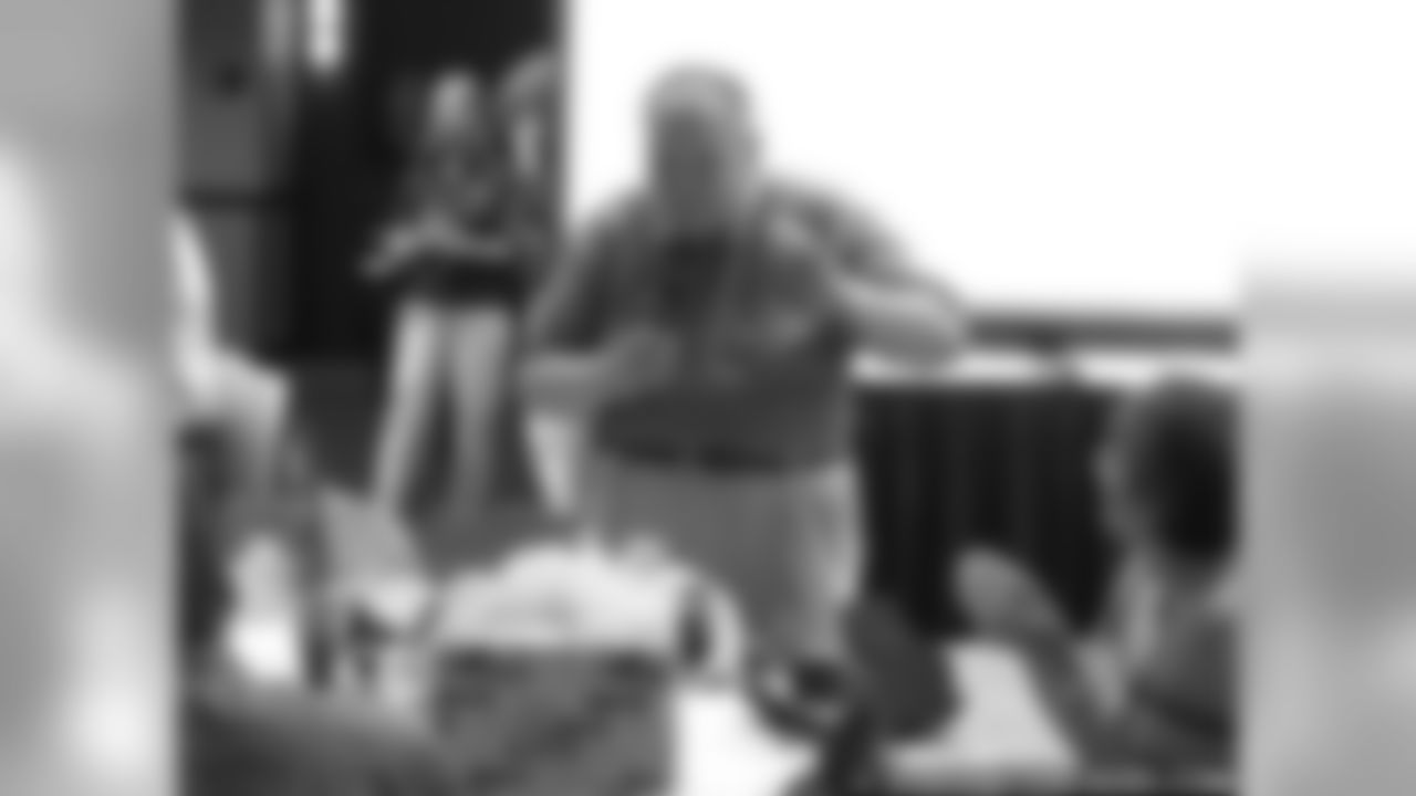 Packers Honor Retiring Admin. Asst. Phil Pionek After 22 Years