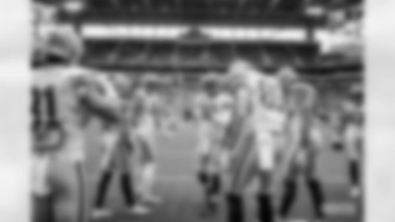 221225-packers-dolphins-siegle-WM-33