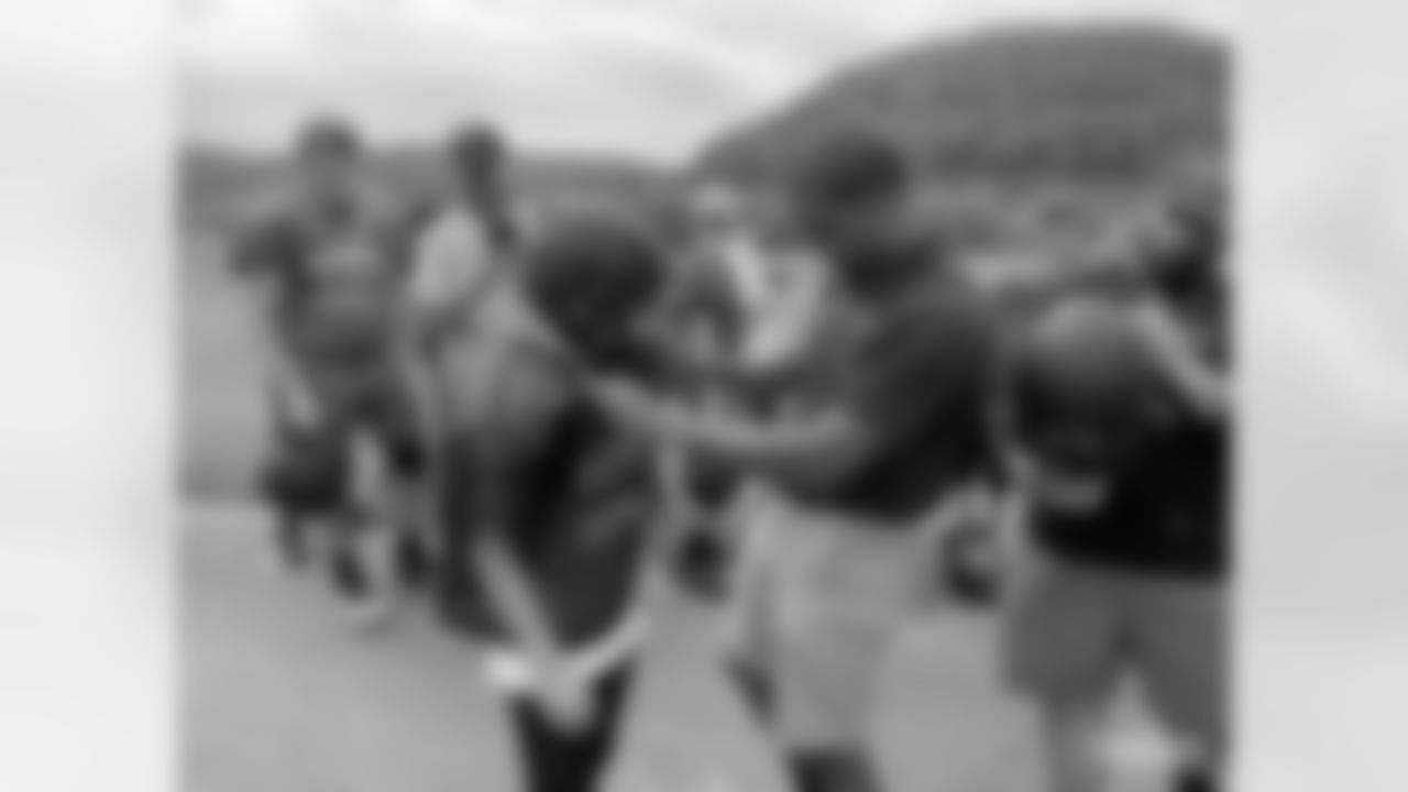 210812-packers-donate-helmets-high-schools-WM-015