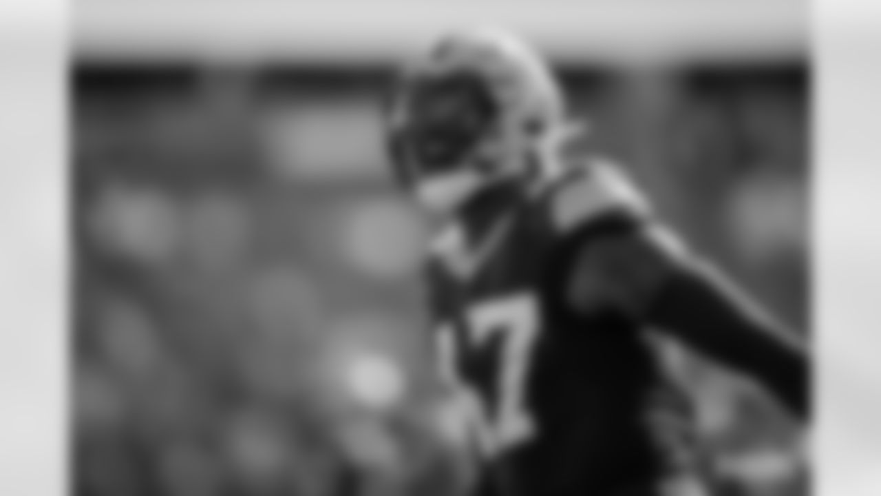 210912-packers-saints-1-siegle--4