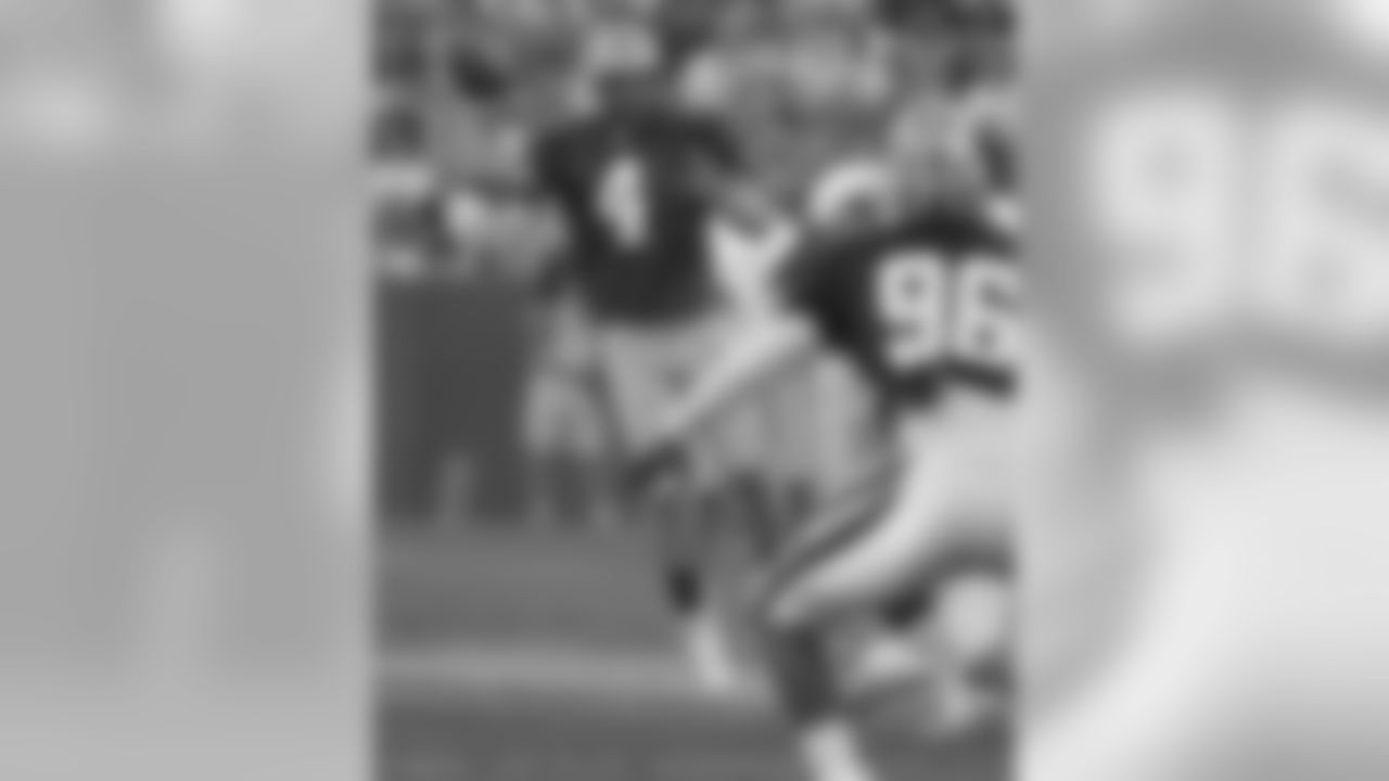 Packers-Bills Square Off For 'Family Night'