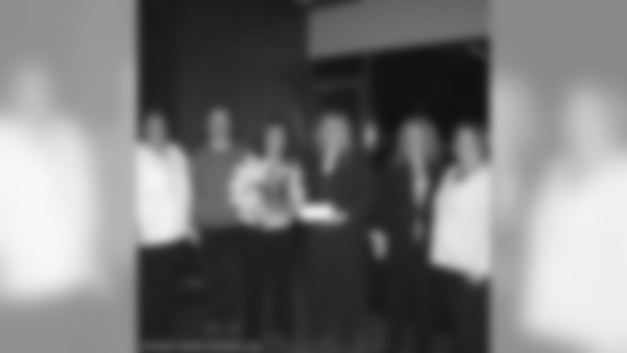 Awards Presented To Outstanding Concession Stand Groups