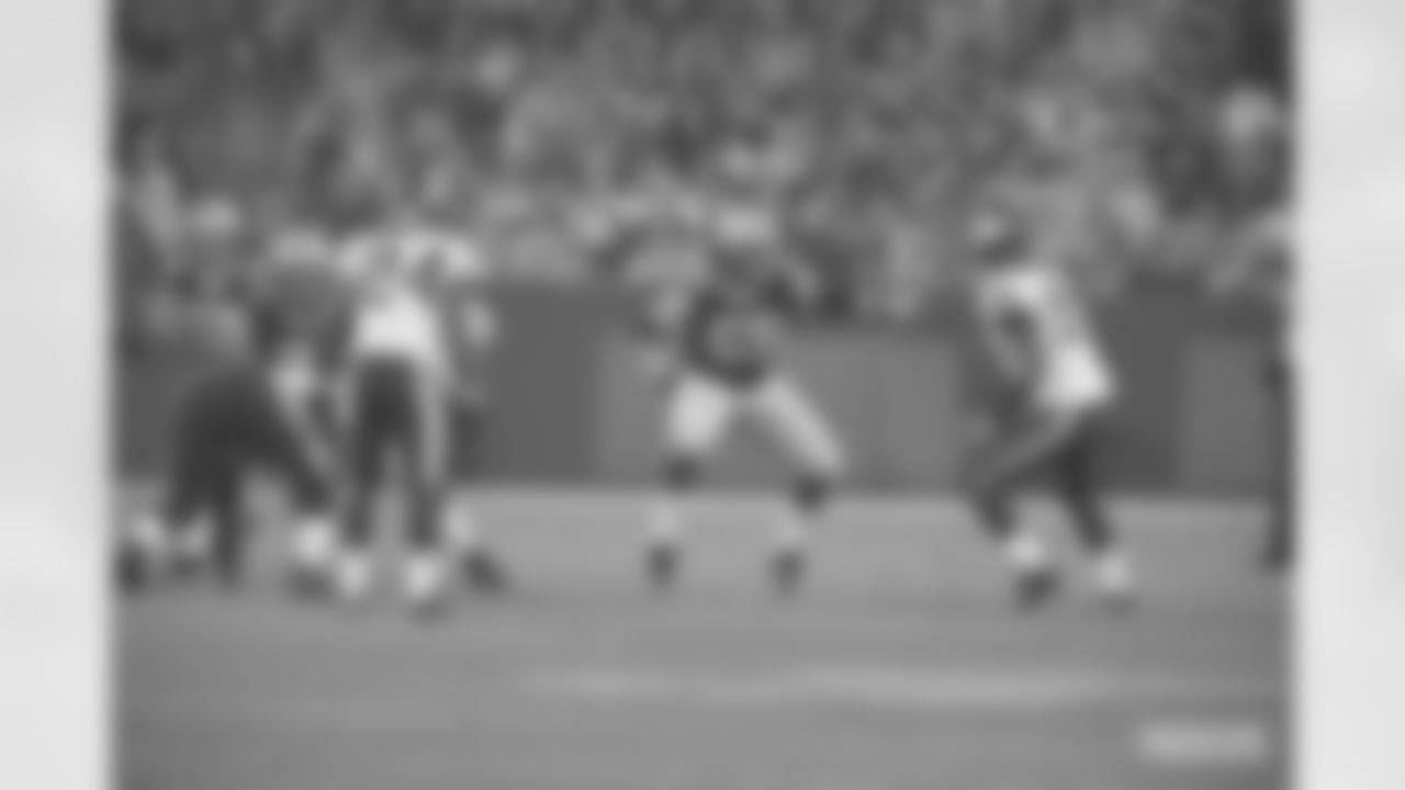 T David Bakhtiari