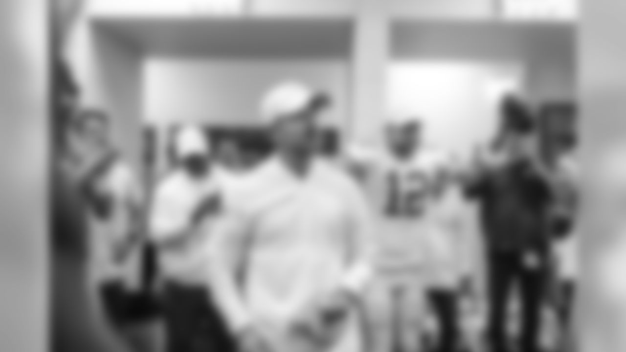 190906-chicago-locker-room-03