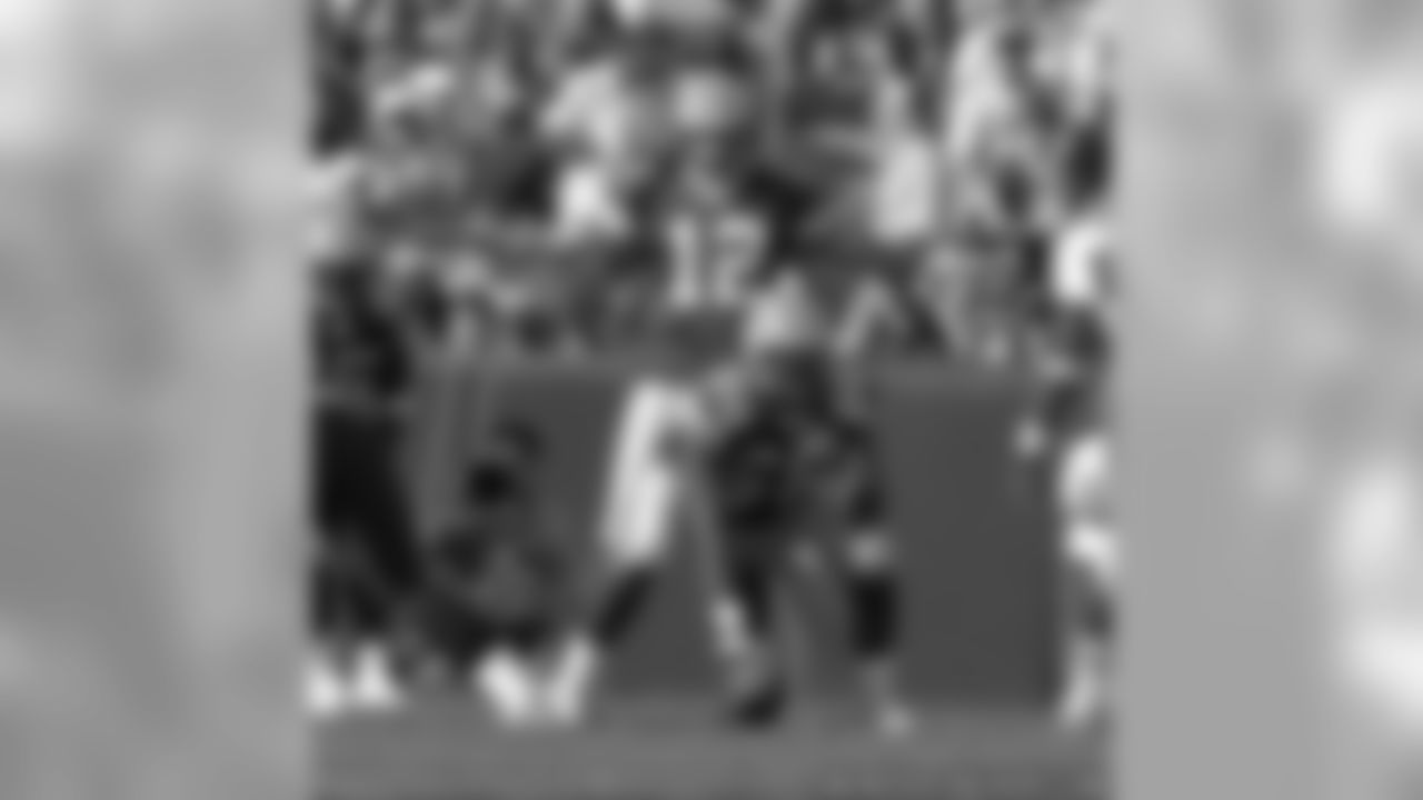 QB Aaron Rodgers & C Chris White