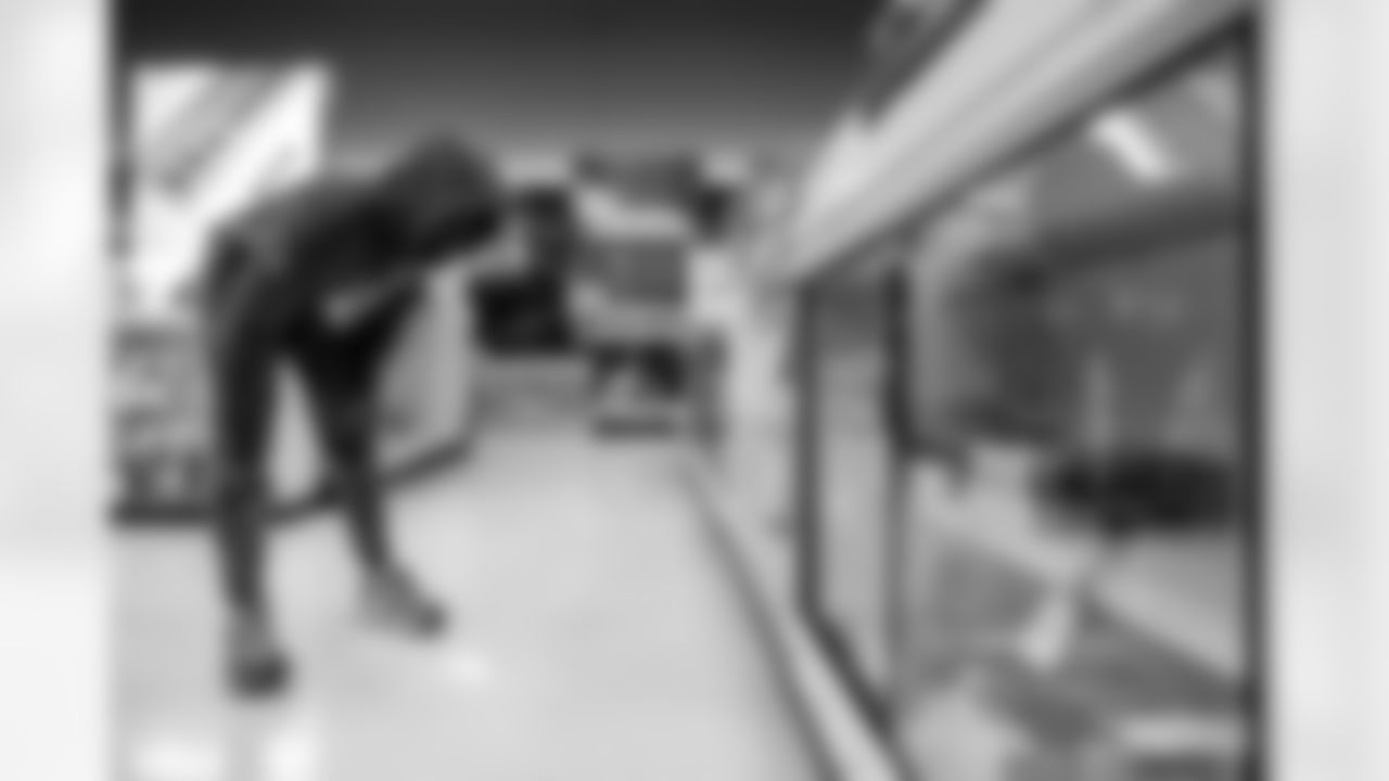 221215-tariq-target-shopping-2560014