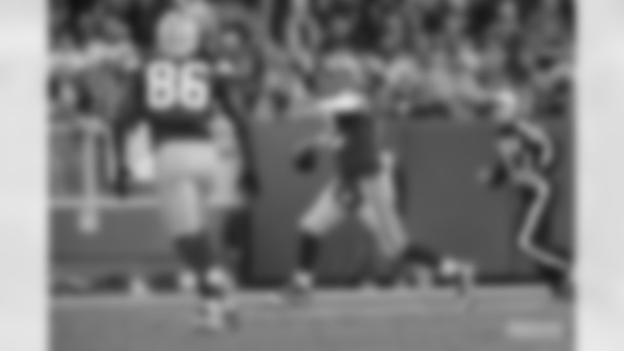 QB Aaron Rodgers