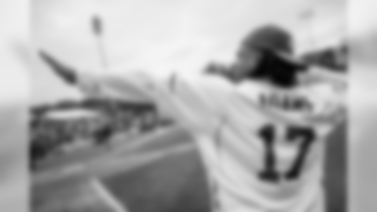 180602-green-gold-softball-siegle-33