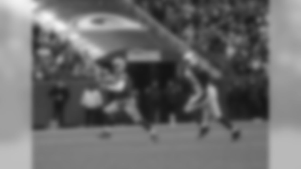 Green Bay Packers against the Arizona Cardinals during Sunday's game at Lambeau Field.