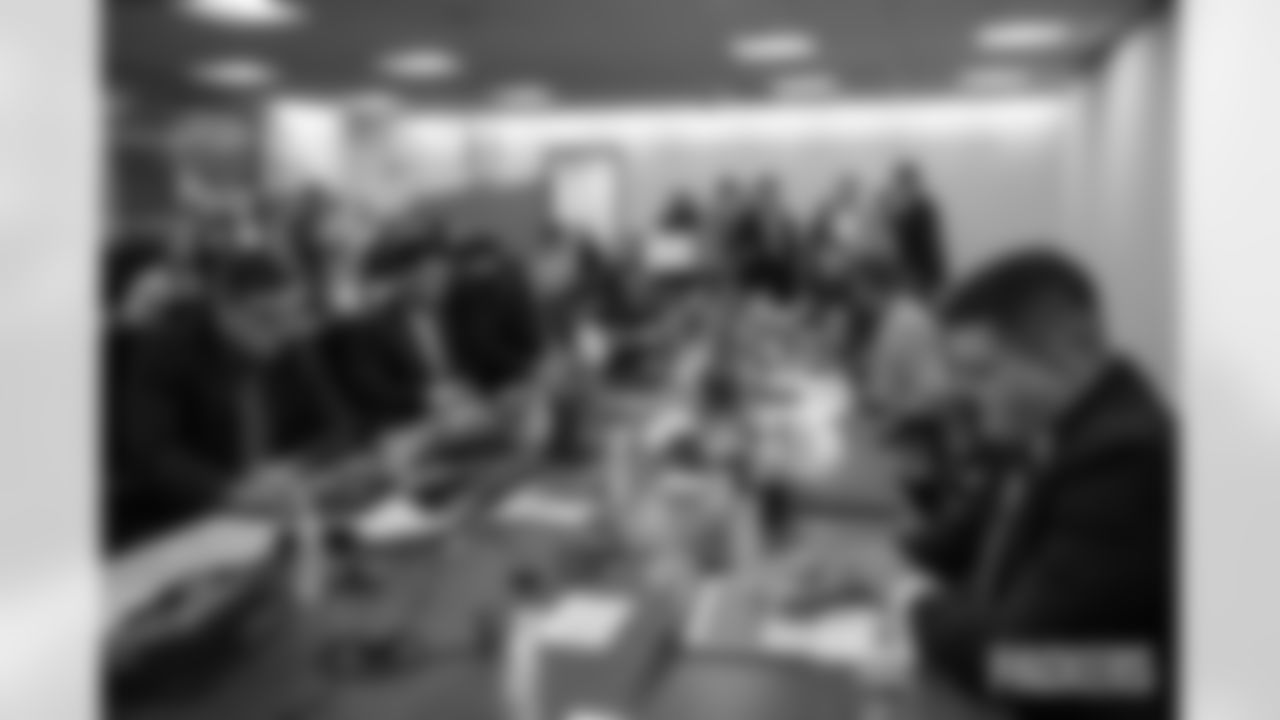 230427-draft-room-gallery-2560-16