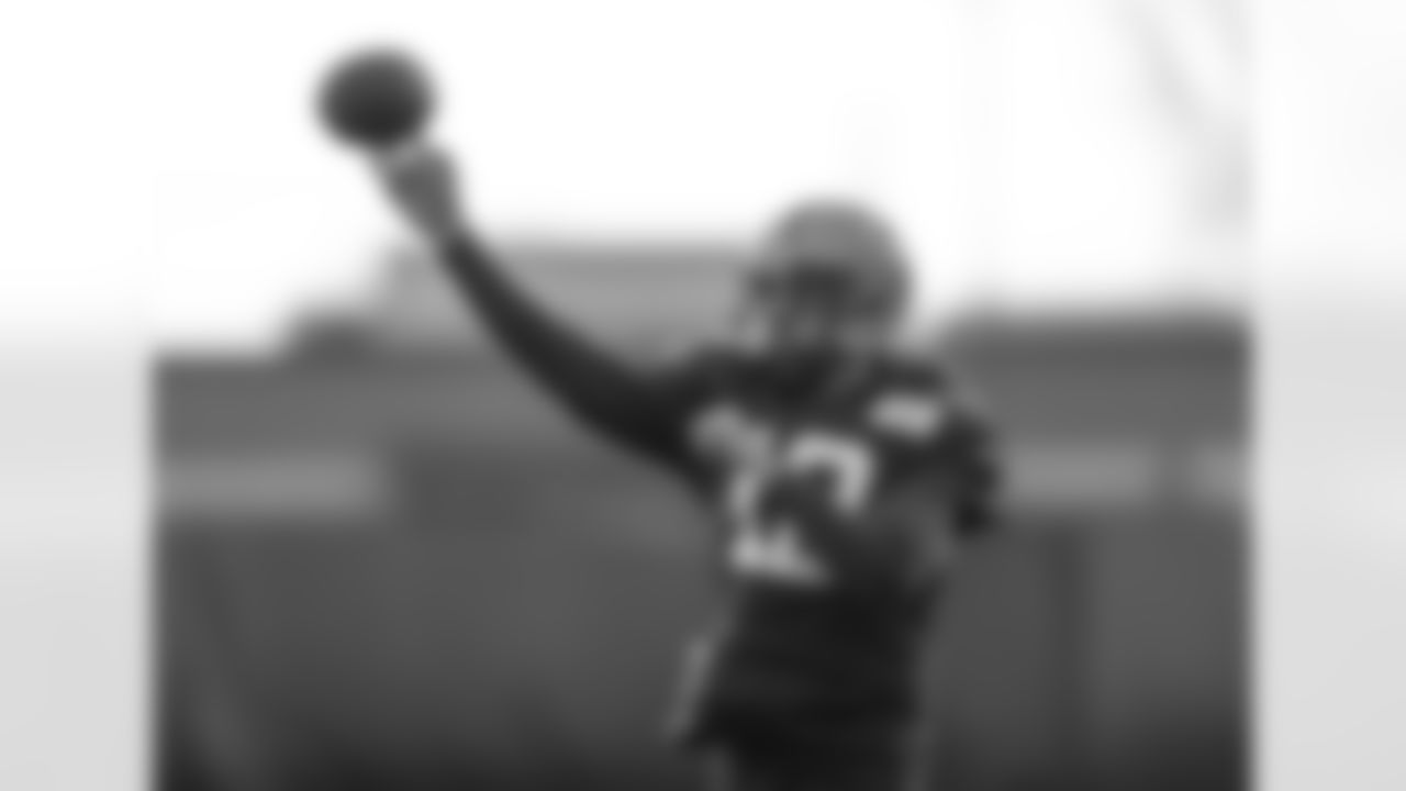 QB Aaron Rodgers