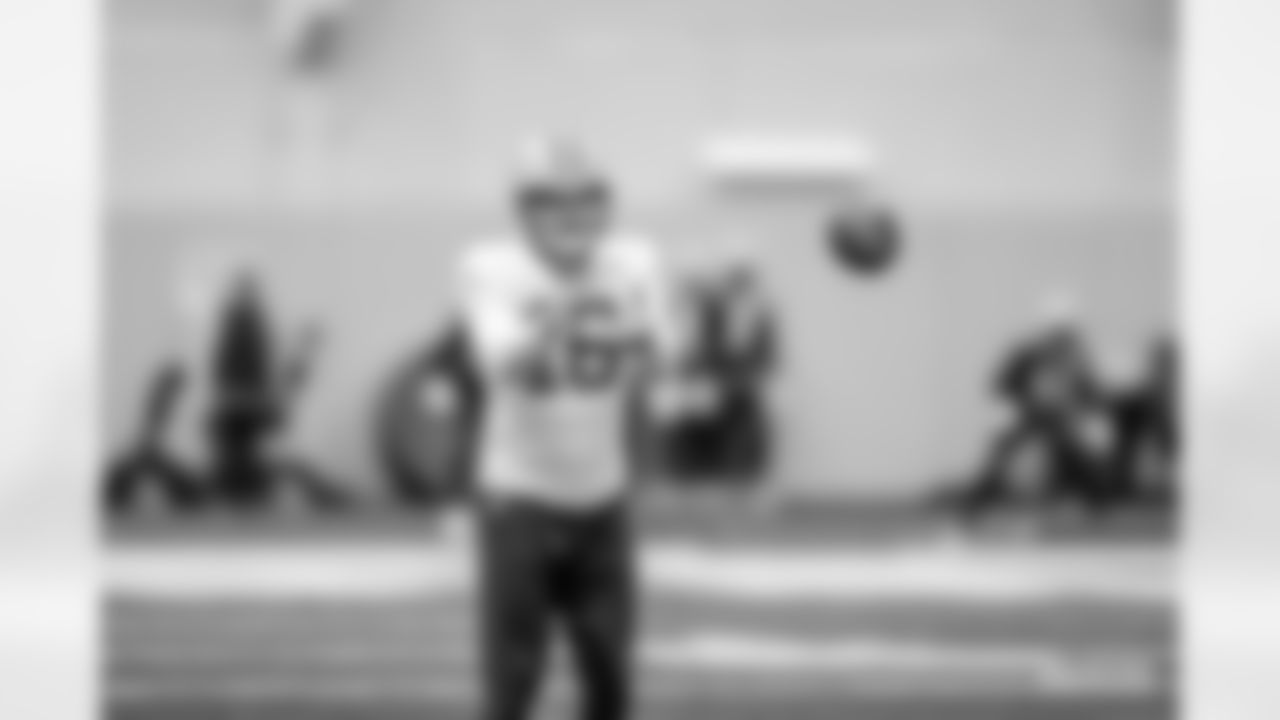 221222-evan-practice-gallery-2560037