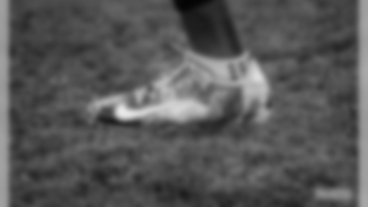 WR Marquez Valdes-Scantling
Mental health