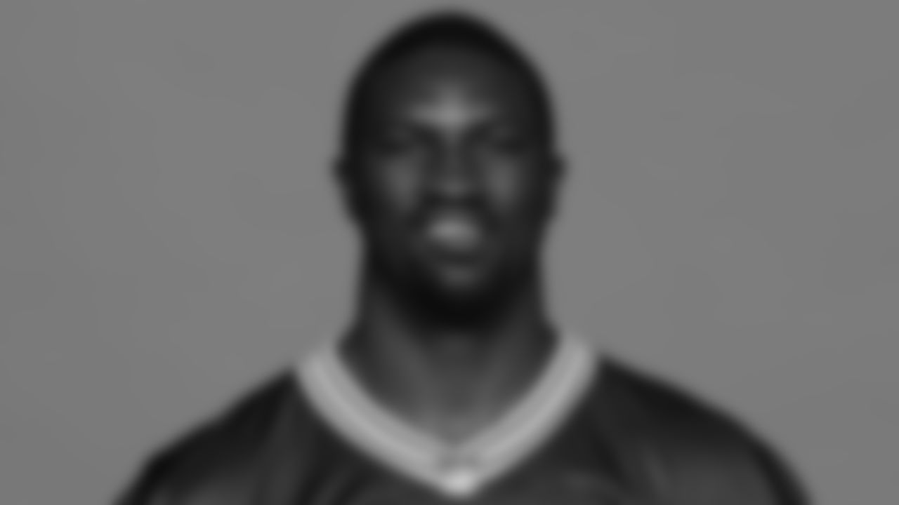 42 - LB Oren Burks