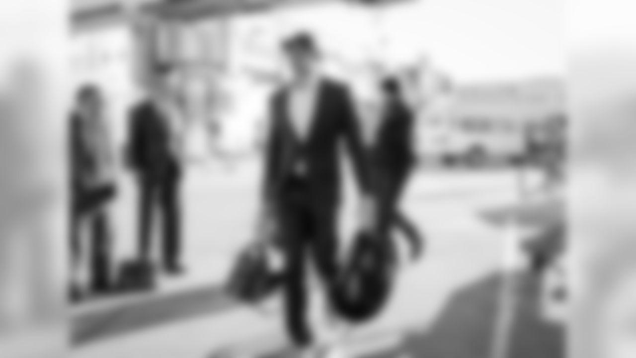 181215-packers-chicago-airport-siegle-19