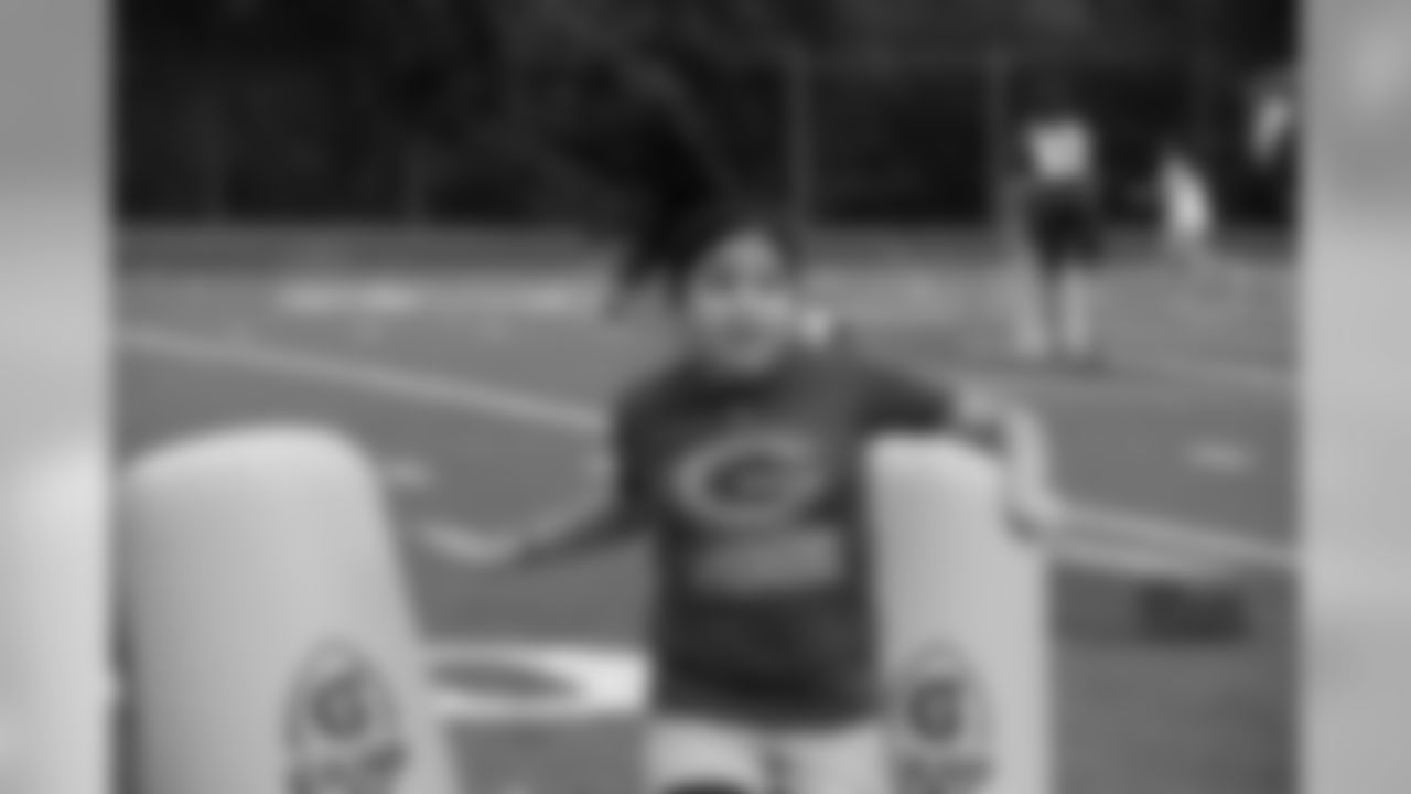 190917-football-outreach-34