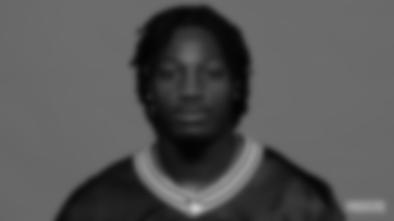 DB Darnell Savage