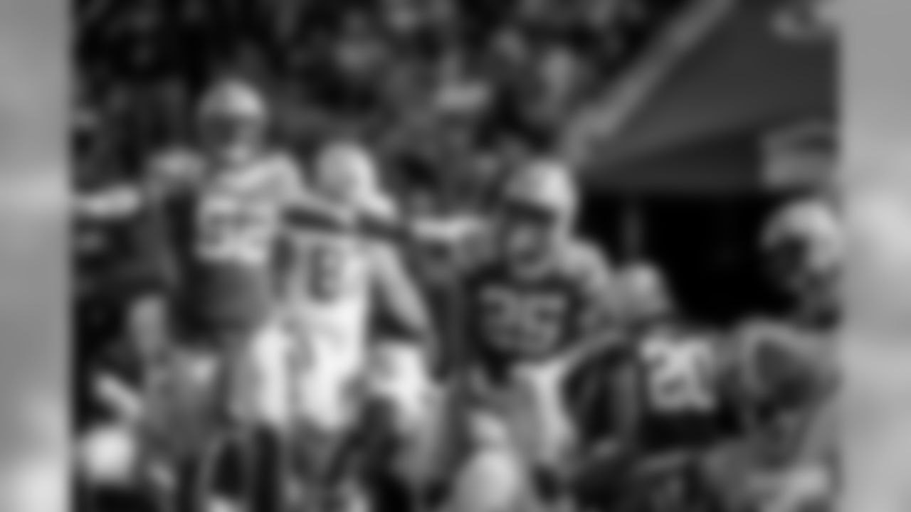 191020-packers-raiders-4-siegle-WM-5