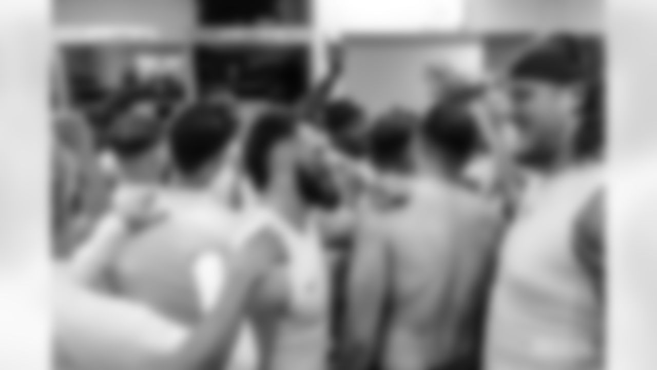 221205-locker-room-evan-2560024
