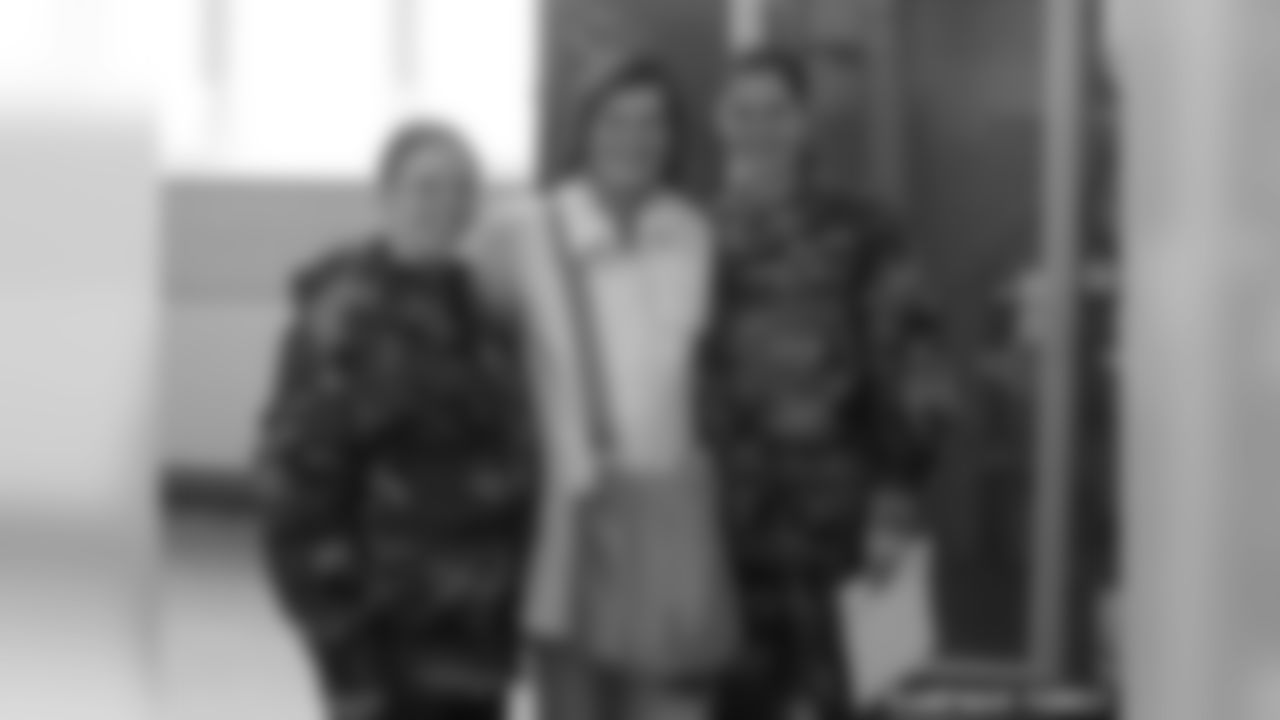 Kampman Visits With U.S. Troops In Germany