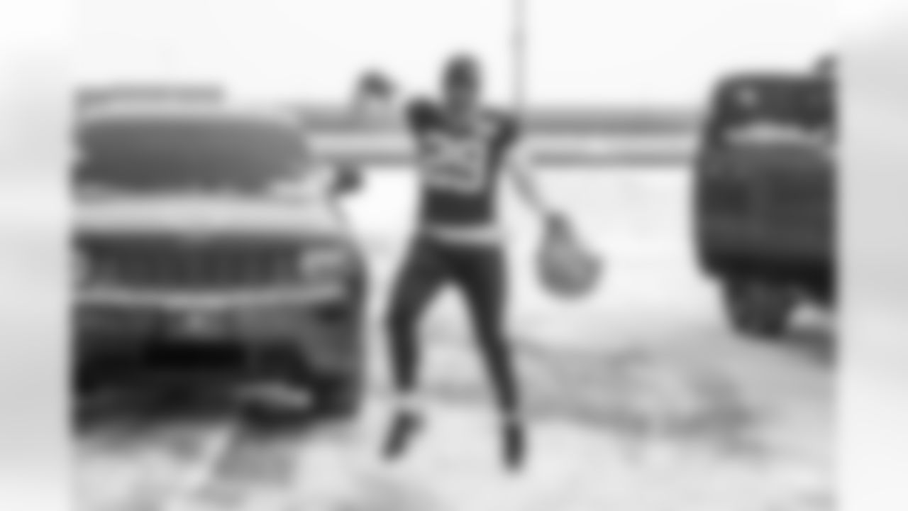 221223-mik-practice-gallery-2560026