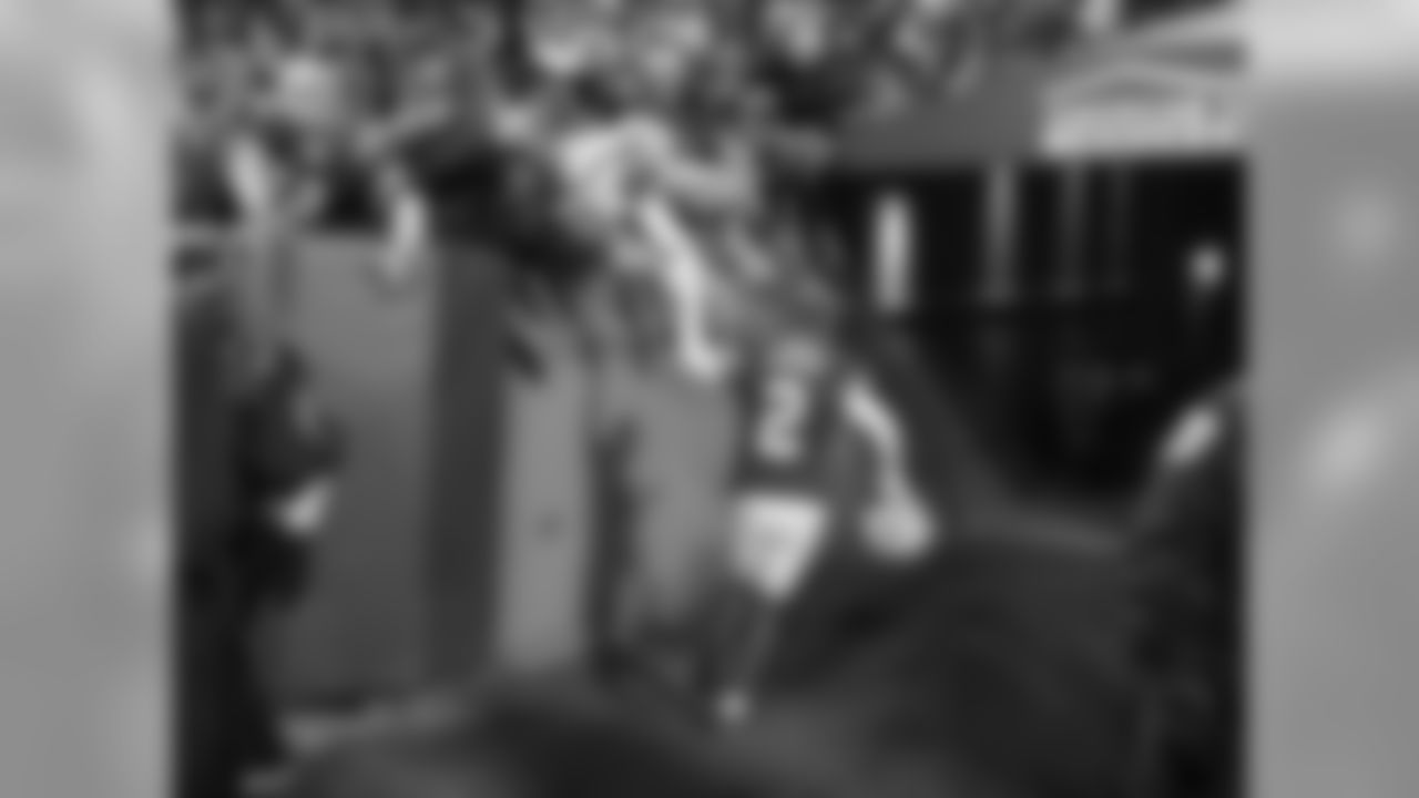 Green Bay Packers against the San Francisco 49ers during Monday night's game at Lambeau Field.