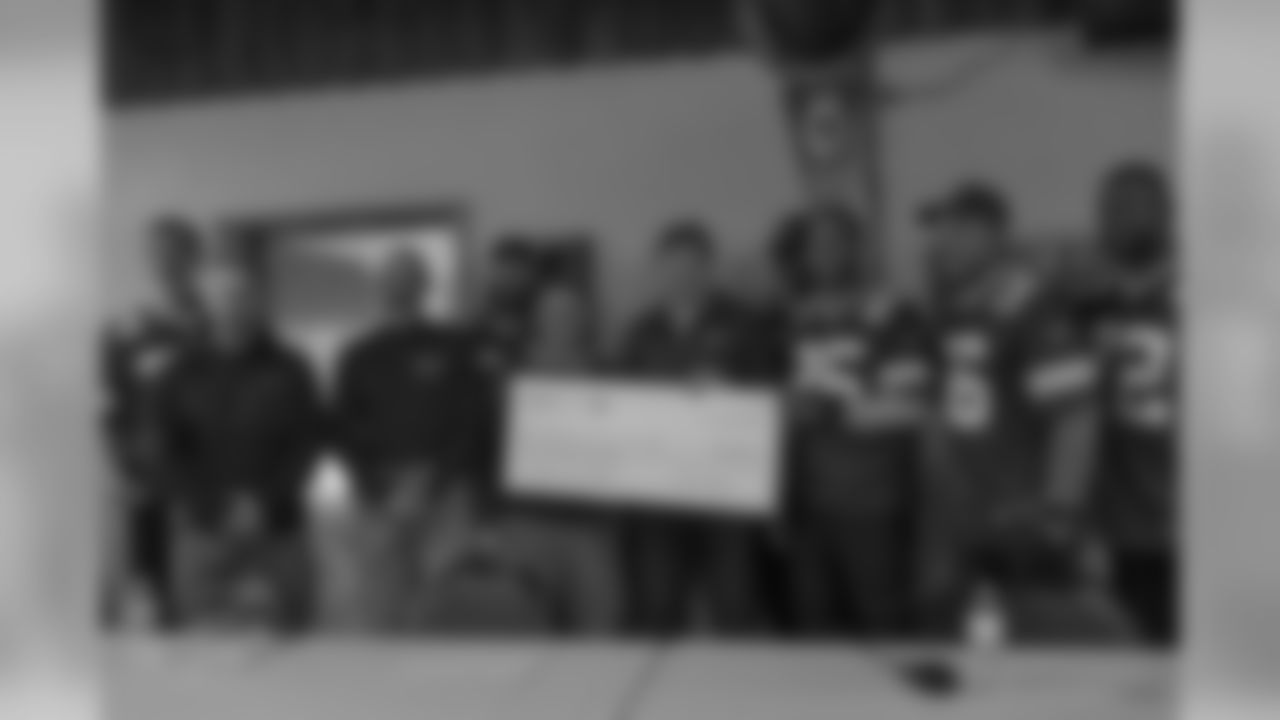 190412-tailgate-tour-bloomer-luncheon-32