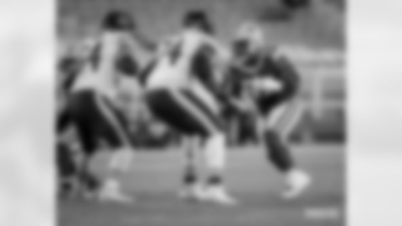 DL Kenny Clark