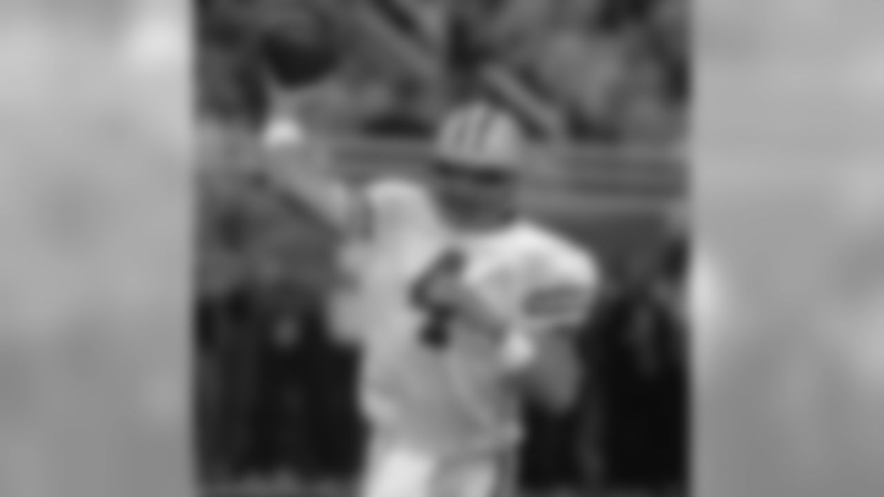 QB Brett Favre