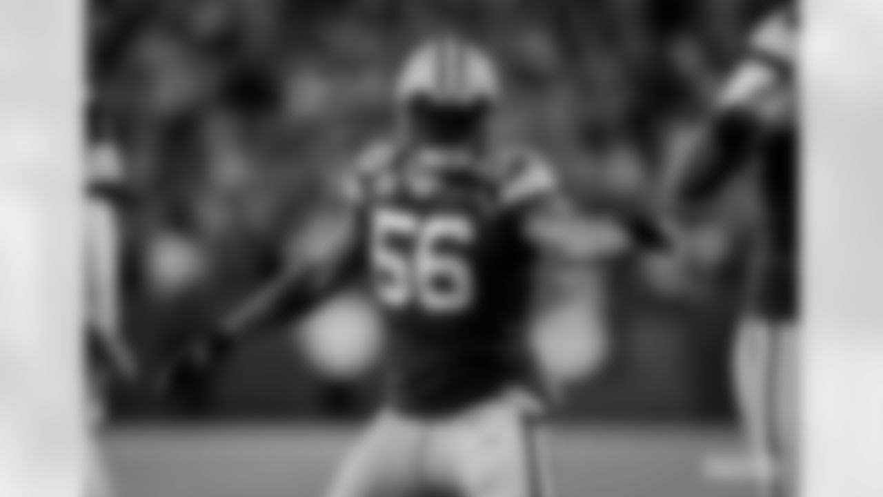 LB Julius Peppers (2014-16)