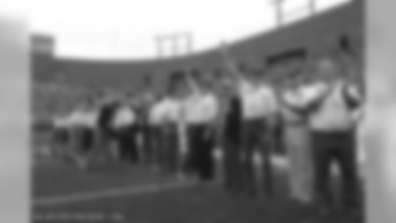 Packers honor Medal of Honor winners