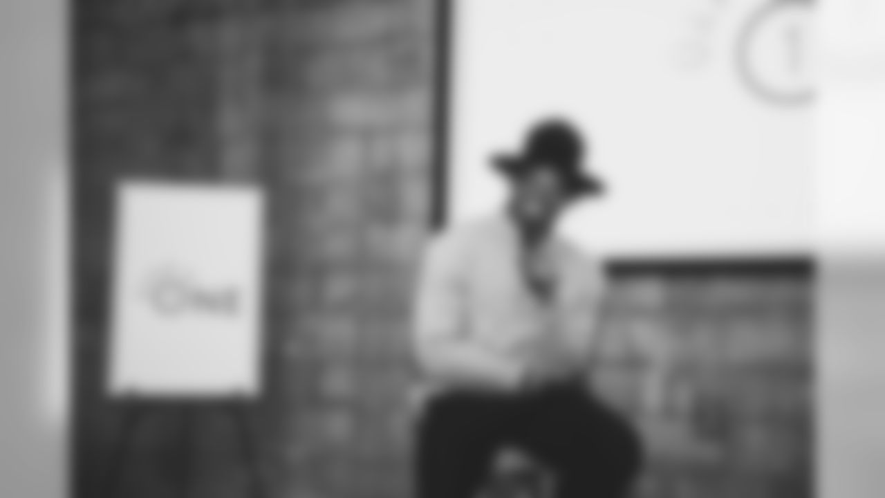 190312CamNewton_UnitedAs1_11