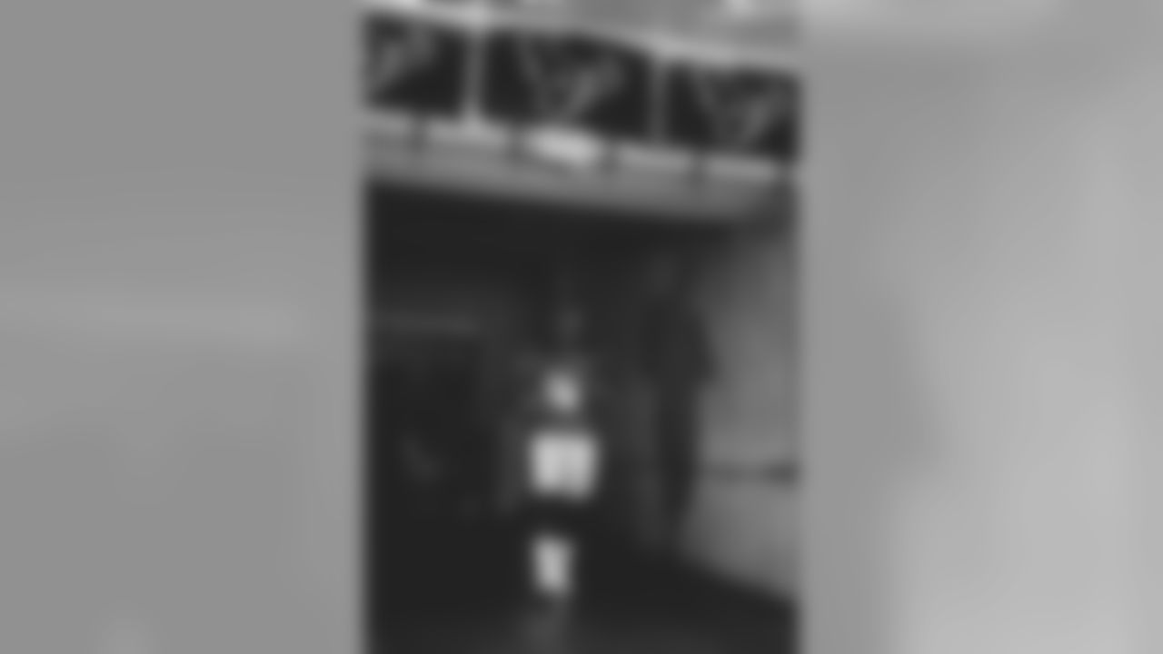 1D2_4233