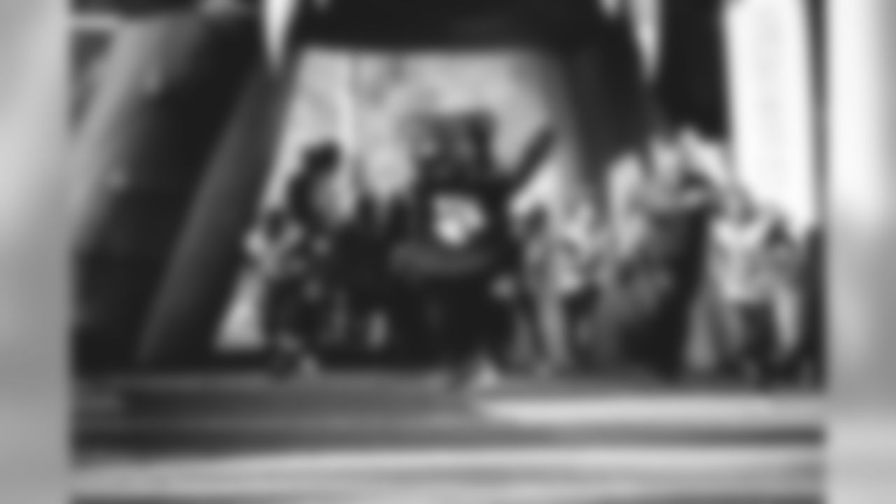 E_MK2_7233
