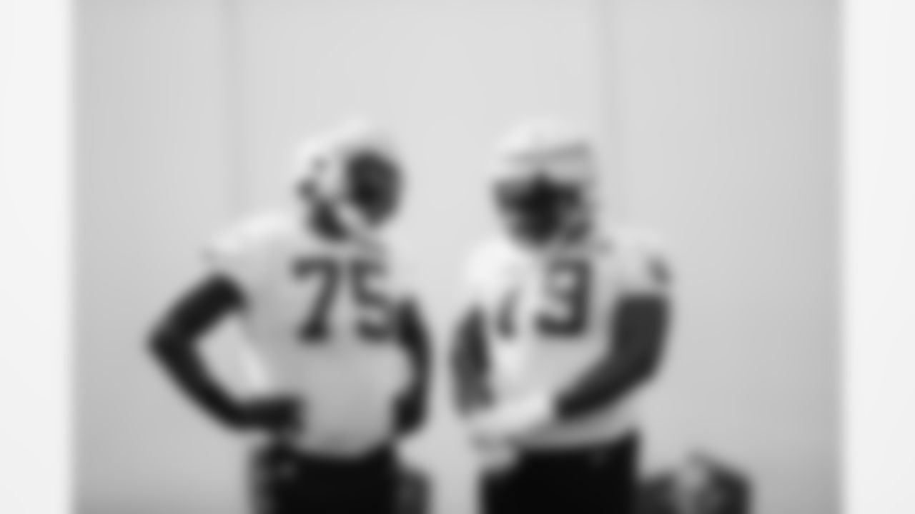 T - 79 - Ikem Ekwonu
T - 75 - Cameron Erving