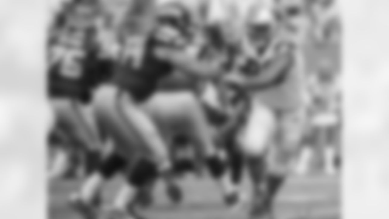DT Dwan Edwards
